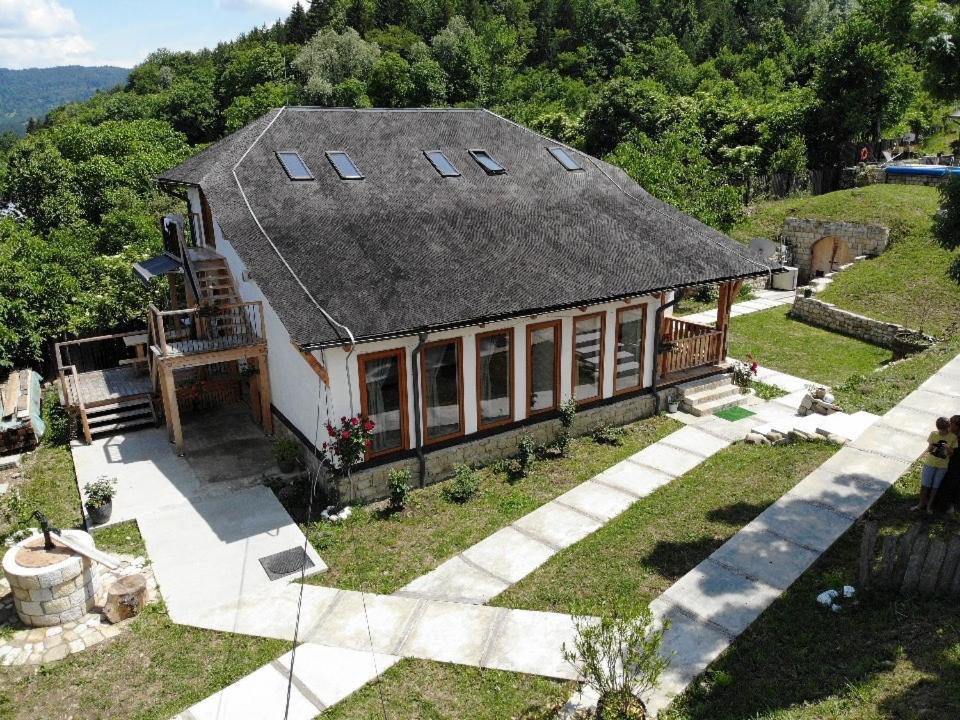 Casa Thymus Soveja Exterior foto